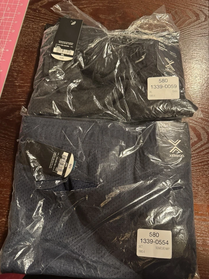 Pantalones cortos de baloncesto Xersion 5XL para hombre 2 pares (1 negro y 1 azul) nuevos con etiquetas Foto 1 de 1