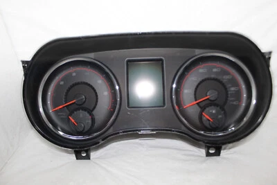 Cuadro de instrumentos velocímetro Dodge Charger 2014 panel de instrumentos 145.955 millas Foto 1 de 4