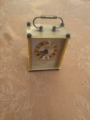 Vintage Linder Quartz alarm clock in working condition w fresh battery 1980's - Image 1 of 3