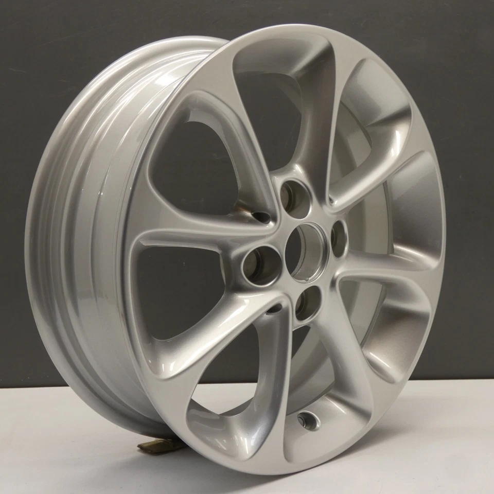 Smart für Zwei Forfour Silber 15 " Alu Felge 5J Vorne A4534013900 Original X1 - Bild 1 von 4