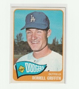 1965 Topps Baseball Card #112 Derrell Griffith – Los Angeles Dodgers