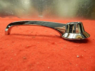 Manija de puerta interior usada 65 66 67 Ford Custom 500 izquierda o derecha #C5AZ-6222600-B  Foto 1 de 4