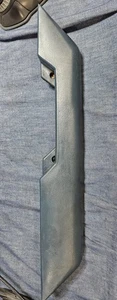 NOS 1985-1991 CHEVROLET PICKUP TRUCKS, BLAZERS SUBURBANS R HAND BLUE ARM REST - Bild 1 von 4