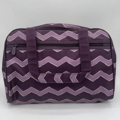 Thirty-One Cosmetic Glamour Travel Bag Purple Chevron Travel Makeup Organizer - Image 1 of 4