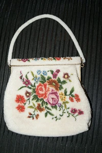 BORSA DA SERA VINTAGE CON PERLINE E FIORI FLOREALI - Foto 1 di 5