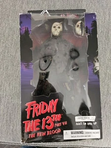Mezco 12in Friday The 13th Jason Voorhees 1/6 - Picture 1 of 8