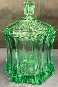 Beautiful Vintage 6.25"T Fenton Vulcan Sea Mist Green Candy Dish & Lid Container - Picture 1 of 14