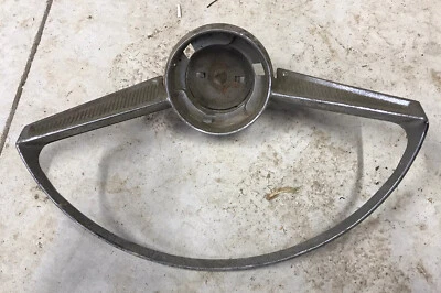 Pontiac Catalina Star Chief 1963 volante bocina anillo cromo 544951 OEM Foto 1 de 3