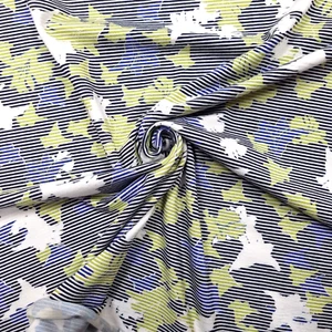 Jersey Stoff Meterware, Viskosejersey mit Streifen und Blumen, Kleiderstoff - Bild 1 von 5