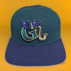 Sombrero firmado Greenville Bluesmen Ken Krahenbuhl "Comercio de bagre" 10 libras de pescado - Imagen 1 de 6