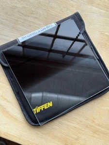 TIFFEN 6.6x6.6 ND.6 Hard Edge Grad Filter w/Pouch - (1) - Picture 1 of 3