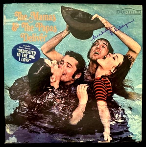 The Mamas & The Papas "Deliver" Album signiert von Michelle Phillips - Bild 1 von 2