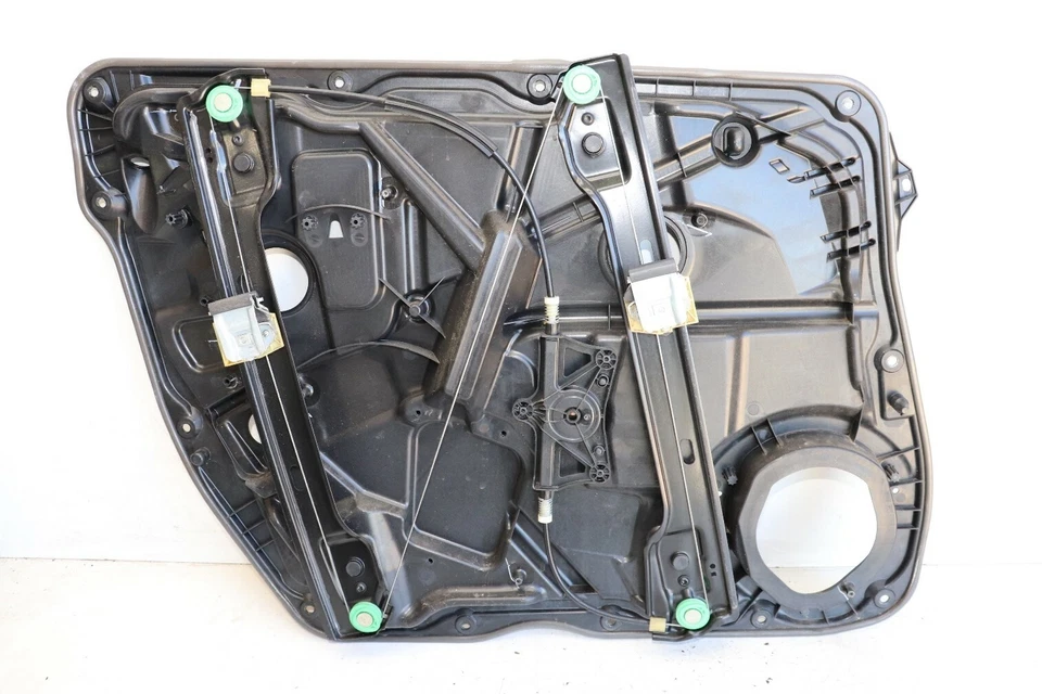 Panel regulador ventana eléctrica delantero RHS J167 MERCEDES-BENZ ML63 AMG W166 2013 Foto 1 de 1