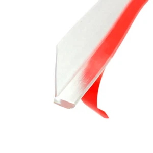 Sello de vinilo transparente en forma de L con cinta preaplicada para puertas de ducha sin marco - 73" - Imagen 1 de 3