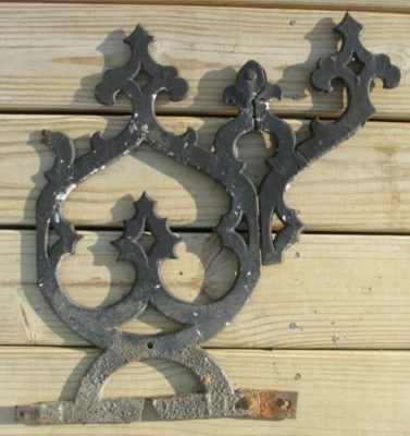 Cerca de hierro fundido ornamental arquitectónico vintage viudas paseo patio salvamento DK Foto 1 de 4