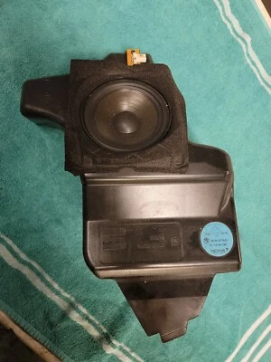 ALTAVOZ PUERTA TRASERA PASAJERO DERECHO BMW 525I/528I/530I/540I 1997-2003 Foto 1 de 2