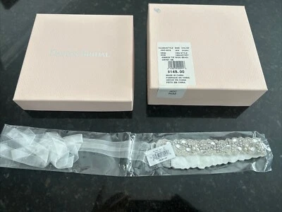 Diadema David’s Bridal Cristal y Cuentas con Corbata de Cinta NUEVA con etiquetas en caja Foto 1 de 4