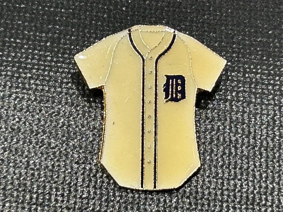 MLB Detroit Tigers Jersey logo Hat / Lapel Pin Back ~ H - Image 1 of 2