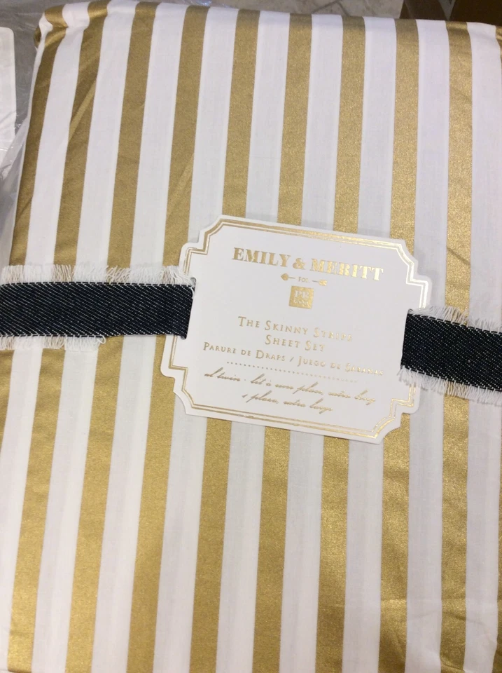 Pottery Barn 青少年 Emily Meritt 紧身条纹 XL 双张套装金色金属色 — 第 1/1 张图片
