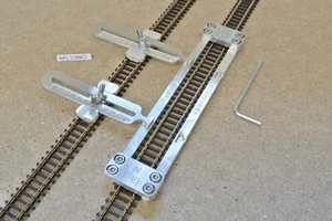 N/PE/L150/C1, plantilla de vía recta, con acoplamientos ajustables, para N Peco - Imagen 1 de 3