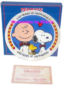 Plato de coleccionista Peanuts 1990 40 años de felicidad Snoopy Charlie Brown LE - Imagen 1 de 4