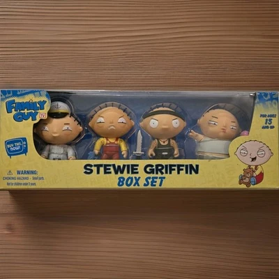 Juego de 4 figuras Family Guy Stewie Griffin Minis Mezco 2009 Foto 1 de 2