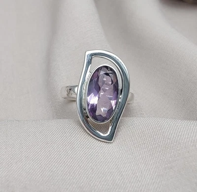 Purple Amethyst Ring 925 Silver Oval Faceted Gem Feb Birthstone Gift for Her - Image 1 of 4