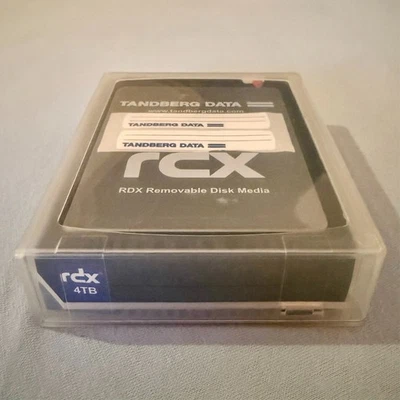 Tandberg Data RDX 4TB 8824-01-RDX Festplatte QuikStor HDD Cartridge - Bild 1 von 2