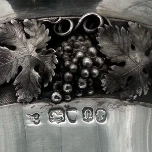 Mid 19th Century Antique Victorian Silver Cup & Cover London 1848 Barnard Family - Picture 1 of 8