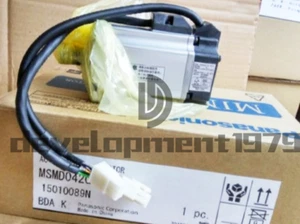 UN NUEVO Servomotor de CA Panasonic MSMD042G1T - Imagen 1 de 4