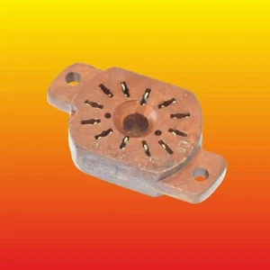 PL31A-P LOTE DE 6 ENCHUFES RUSOS USADOS PARA TUBOS NIXIE IN12A IN12B IN15A IN15B - Imagen 1 de 4