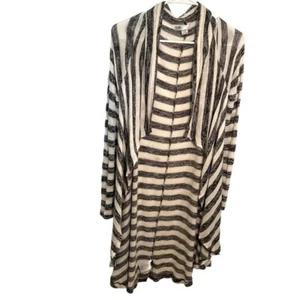 Volcom Women’s Size XS/S Crystal Moon Wrap Sweater Cream Gray Stripes Duster - Picture 1 of 10