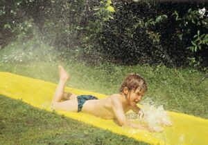 Tapis de glisse jaune 610 x 80 cm jeu d'eau glissade ventriglisse pour enfant
