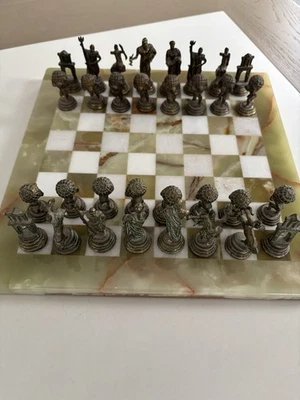Jeu D’échec Mythologie Grecque Marbre Et Laiton  - Photo 1/4