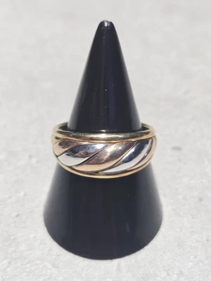 9ct Tri Gold Ring Dome Wave Size M½ 3.7g 2.5mm Import Hallmark - Image 1 of 4