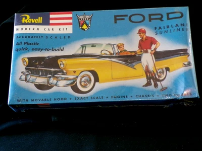 Ford Sunliner 1956 convertible modelo Revell kit, kit sellado. Foto 1 de 3