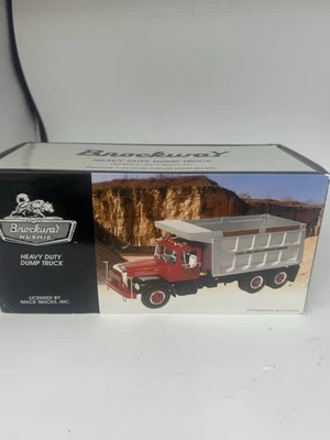 Camión de volteo Brockway eje tándem de 1st Gear 1:34 19-3316 Huskie rojo trabajo pesado Foto 1 de 4