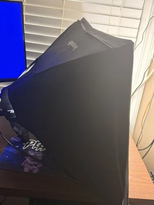 Interfit F5 Daytime Lighting Kit - Complete with Bulbs,, Diffuser  - Image 1 of 4