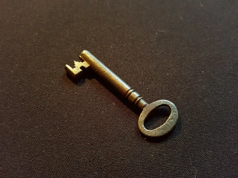 One Reclaimed Antique Steel Victorian Key Door Furniture (EER284) Cover