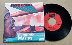 Stevie WONDER Living for the city/Visions FRANCE 7" 45 TAMLA MOTOWN(1973)VG+/EX+ - Picture 1 of 2