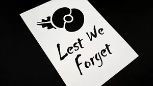LEST WE FORGET Phrase Poppy Airbrush Stencil War Remembrance Leaf Petals Flower - Picture 1 of 3