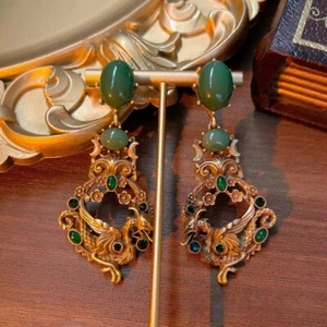 Orecchini Vetro Placcato Oro Relief Dragon Palace Giada Vintage Retro Donna - Foto 1 di 6