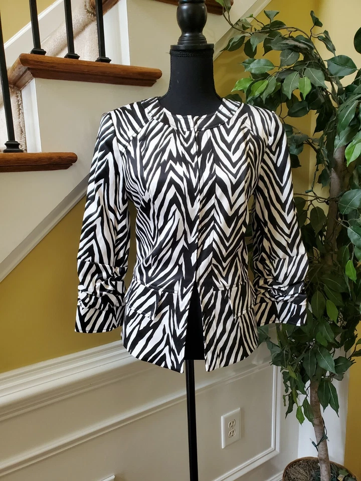 NWT Peck & Peck Women's Zebra Print Jacket Size 6  - Image 1 of 4