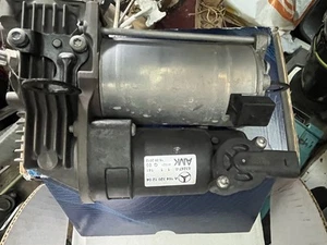 06-12 Mercedes X164 GL450 ML63 AMG Airmatic Air Suspension Compressor Pump OEM - Picture 1 of 4