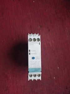 SIEMENS SIMIREL 3RNQ013-1BW10 THERMISTOR MOTORSCHUTZ MULTIFUNKTIONAL - Bild 1 von 6