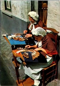 Cartolina BRUGGE MERLETTO BELGIO c. anni 70 - Foto 1 di 2