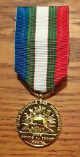 Unnamed French Gold Coloured Military Medal - Union Nationale des Combattants 