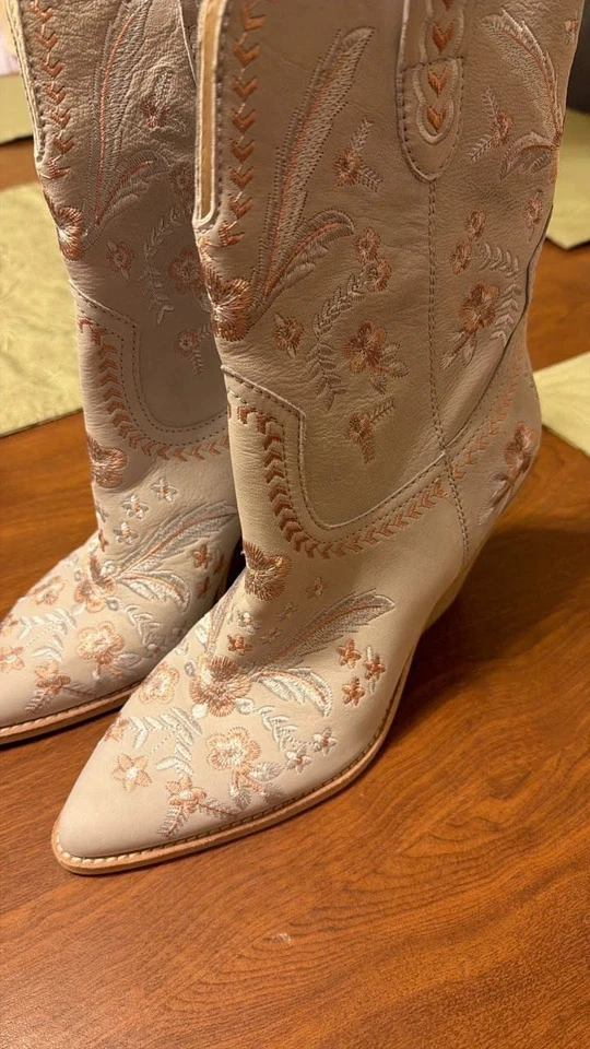 Dolce Vita Jessey Floral Light Blue Size 10 - Image 1 of 1