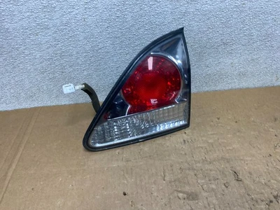 Luz trasera interior trasera lado pasajero derecho Lexus RX300 2000-2003 OEM V5673 DW Foto 1 de 4