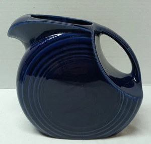 Jarra de disco grande Fiestaware azul cobalto retirada Fiesta Ware bonita - Imagen 1 de 13